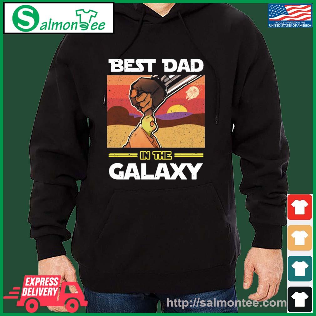 Original star Wars Baby Yoda Best Dad In The Galaxy Shirt salmon black hoodie